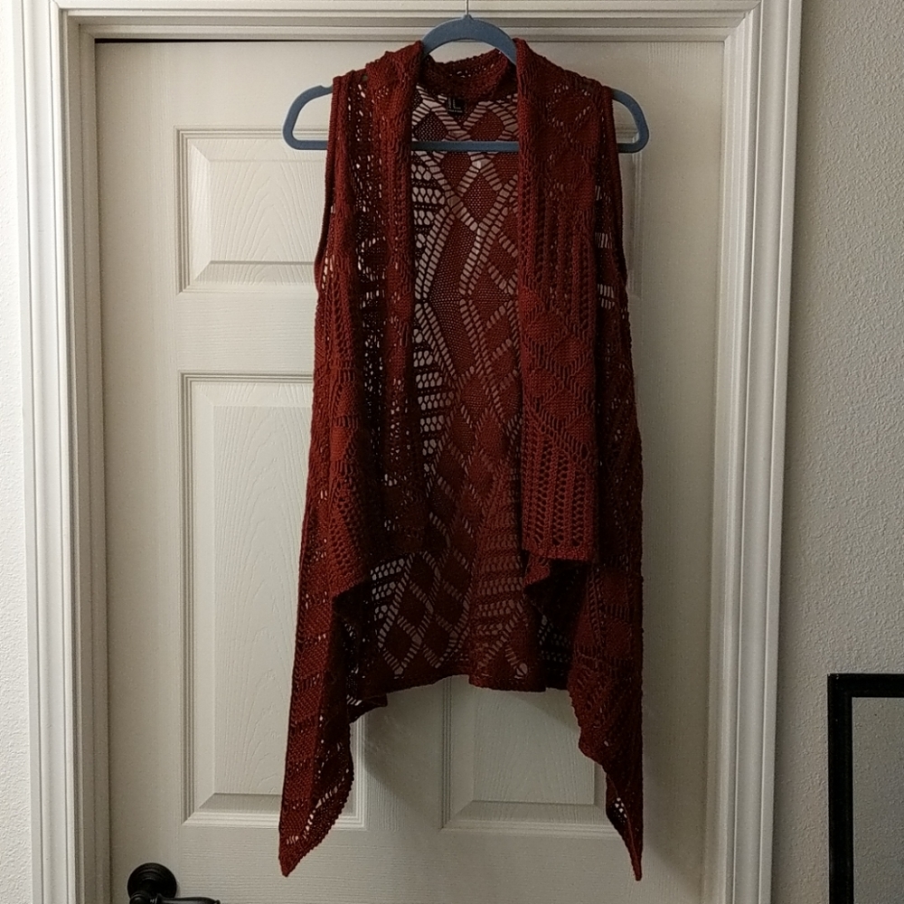 3/$25 Forever21 brick red knit vest